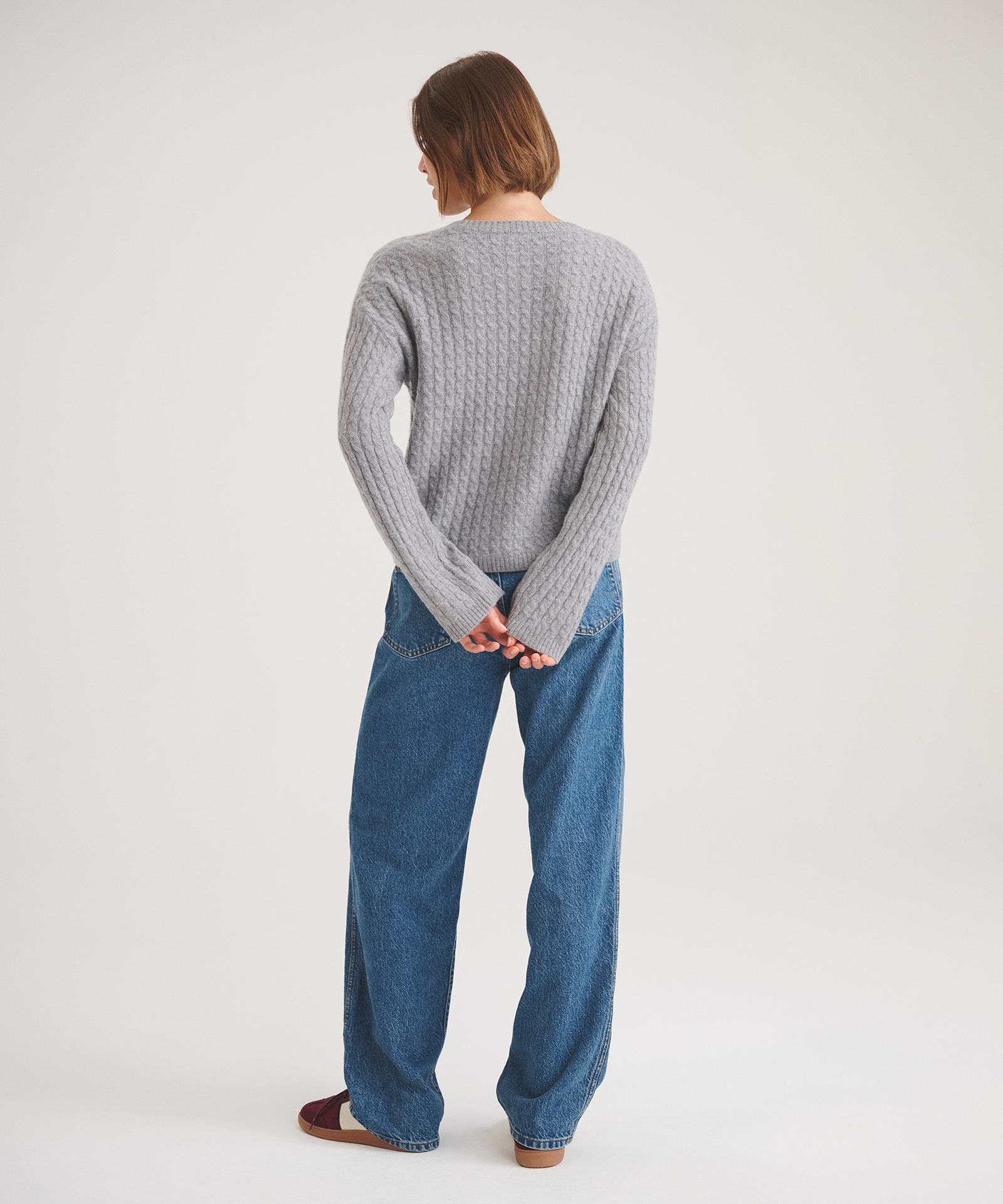 Basic Cashmere Cable Knit Crewneck Sweater