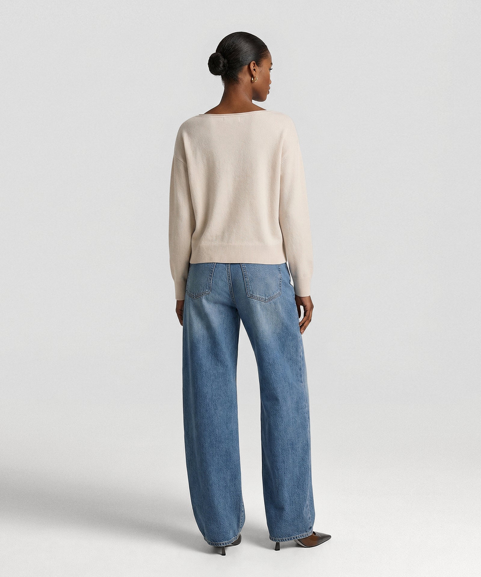 Basic Cashmere Boatneck Sweater